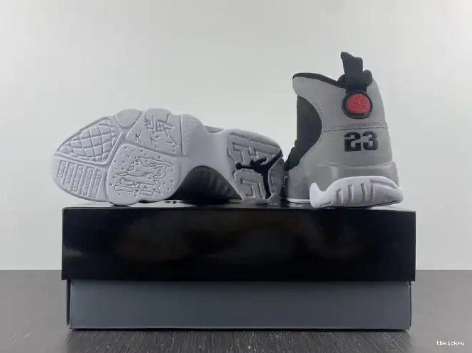 Reps TBK Retro Grey 9 Jordan Particle CT8019-060 0530